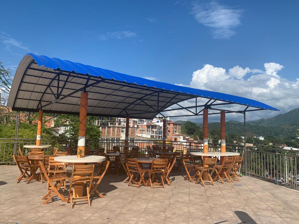 Hotel Bellavista Premium Villeta Zewnętrze zdjęcie