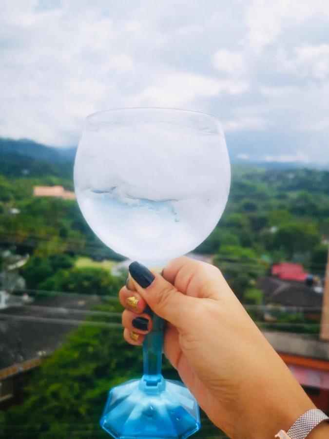 Hotel Bellavista Premium Villeta Zewnętrze zdjęcie