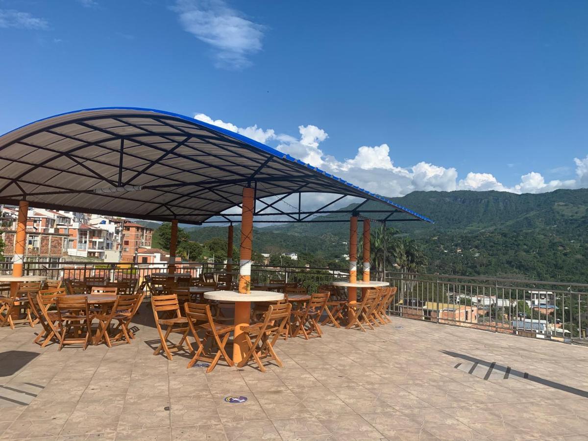 Hotel Bellavista Premium Villeta Zewnętrze zdjęcie