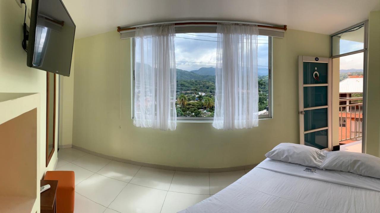 Hotel Bellavista Premium Villeta Zewnętrze zdjęcie